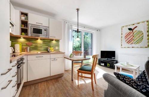 Deinste Apartment | Discover Fewo Birkenallee - Apfel: Family and Accessible Retreat
