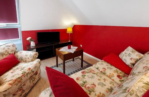 Deinste Apartment | Exquisite Fewo Birkenallee - Rose: Family-Friendly Retreat