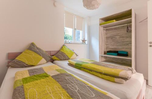 Auerbach Apartment | Discover FeWo Brückweg: Highly Rated, Pet Friendly Retreat