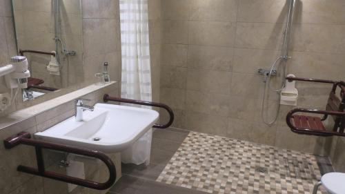 Breitenlesau Apartment | Exceptional Fewo Breitenlesau: Pet-Friendly & Accessible Stay