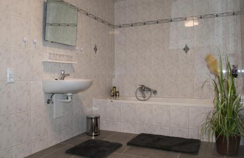 Lauscha Apartment | FeWo Bucker