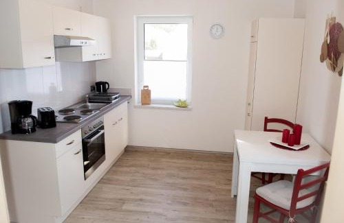 Lauscha Apartment | Guest Rated FeWo Bucker: Pet-Friendly and Accessible Stay