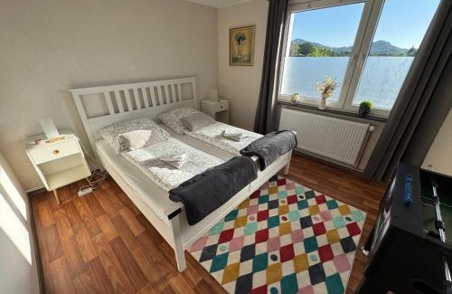 Jurgenohl Apartment | FeWo Domo46 mit Balkon, Waschmaschine & Smart TV