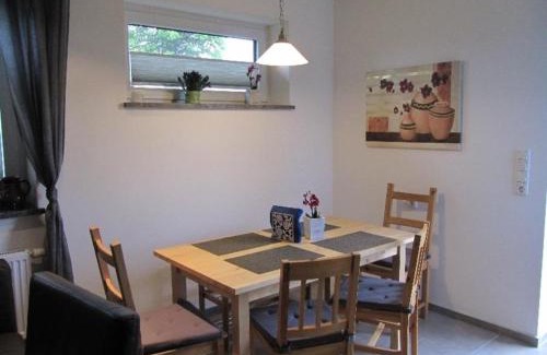 Sahrensdorf Apartment | Family-Friendly Getaway at Fewo "Dr Klöbner"