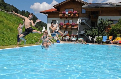 Flachau Apartment | Relax at Fewo E - Alpin Apart with Spa & Family Amenities