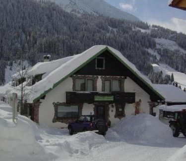 Nesselwaengle Apartment | Cozy Ground Floor Apartment in Scenic Tannheimer Valley