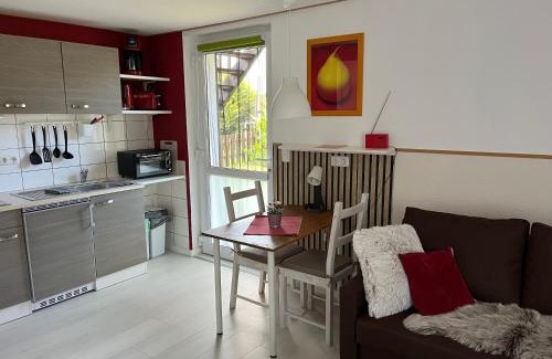 Blowatz Apartment | Relaxing Getaway at Fewo EG Near Ostsee Radweg - Rated 9/10