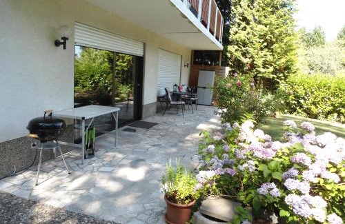 Voelklingen Apartment | Pet & Child Friendly Getaway at Fewo-Eichenkopf