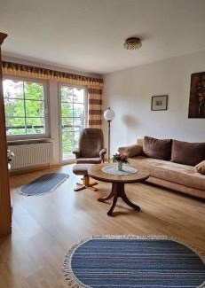 Bockswiese Apartment | Family-Friendly Fewo Esche 1 with Pet Amenities