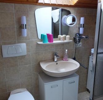 Buching Apartment | Cozy FeWo-Franzi: Family-Friendly Retreat with Great Reviews