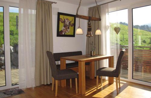 Kalzhofen Apartment | Relaxing FeWo Glockenstüble with Pool & Sauna - 4 Stars