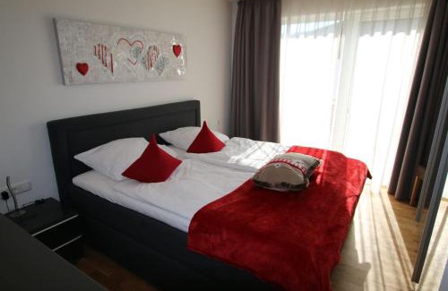Kalzhofen Apartment | Relaxing FeWo Glockenstüble with Pool & Sauna - 4 Stars