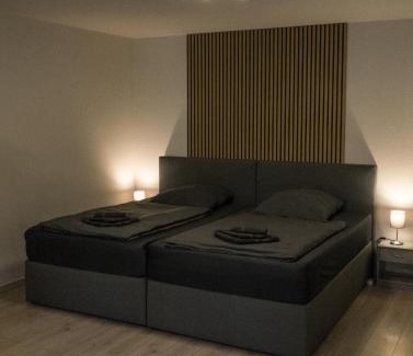 Andernach Apartment | Family-Friendly FeWo Hübner with High Guest Ratings