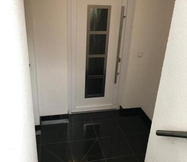 Waggershausen Apartment | Oceanfront FeWo Haus am Bodensee - Guest Rated 9.4/10