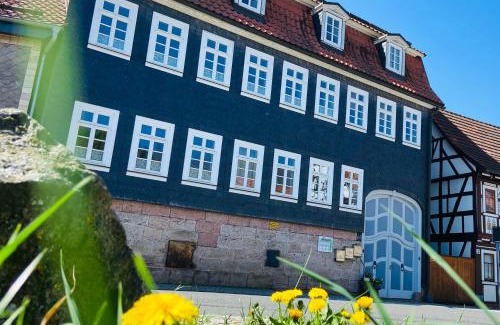 Heinrichs Apartment | Stay at Fewo Heinrichser Markt - 2 Bedrooms with Terrace