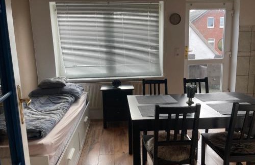 Itzehoe Apartment | Pet-Friendly Oceanfront Retreat at Fewo Itzehoe