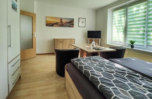 Janschwalde Apartment | Pet-Friendly Retreat at FEWO Jänschwalde II - Family Friendly