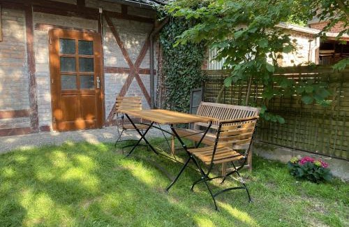 Witzenhausen Apartment | Pet-Friendly Fewo Janks Apartment in Holz und Lehm