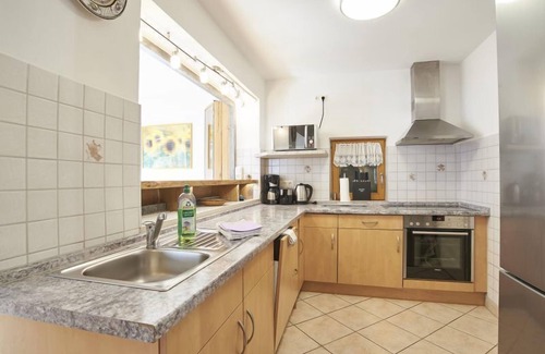 Konigssee Apartment | Cozy Fewo Kehlstein: Perfect for Couples with Terrace