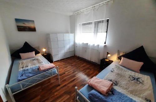 Mittelbexbach Apartment | Cozy Retreat at Fewo Klein aber Fein - Pet & Child Friendly