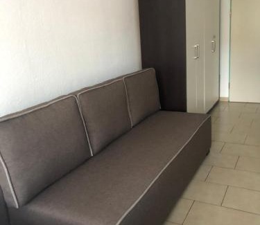Petershausen-West Apartment | Convenient FeWo Konstanz Zentrum Near the Lake