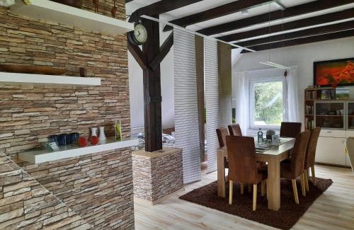 Preussisch Oldendorf Apartment | Family-Friendly Fewo Kranich in Picturesque Eggetal