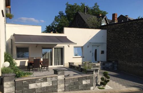 Mendig House | FEWO Kranz: 4-Star Stay with Family-Friendly Amenities
