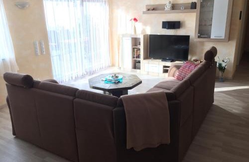 Mendig House | FEWO Kranz: 4-Star Stay with Family-Friendly Amenities