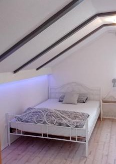 Villingen-Schwenningen Apartment | Pet-Friendly Fewo Kurt: Family Comfort in VS