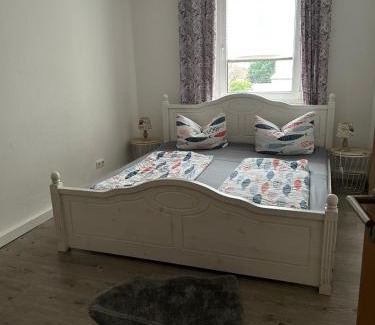 Plagwitz Apartment | Budget-Friendly Stay at FEWO Leipzig-Plagwitz with Family Perks