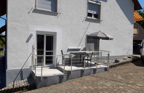 Meersburg Apartment | Ocean View Retreat: Fewo Linzgau - Ferienwohnungen Reußner