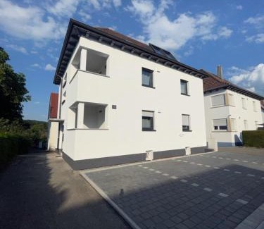 Balingen Apartment | Inviting FeWo Loft: Rated 9/10, Perfect for Families