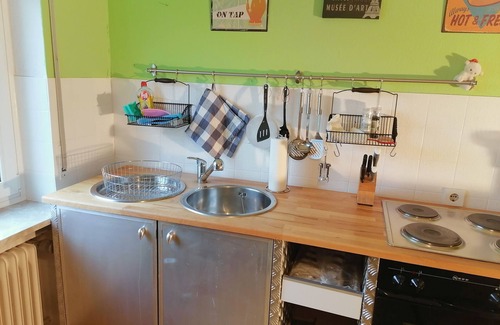 Sinsheim Apartment | Modern Retreat in Sinsheim with Breakfast & Kitchen Access