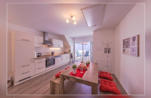 Muritz Apartment | Top-Rated Fewo Müritzfrische 2: Family-Friendly Retreat