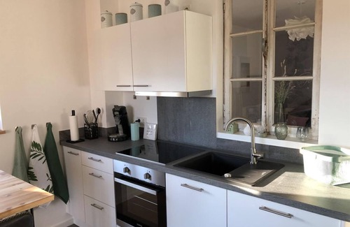 Irrel Apartment | Ocean View 2-Bed Apartment: Family-Friendly Getaway