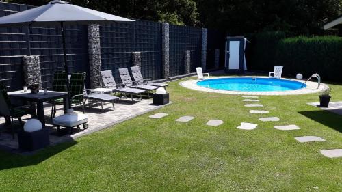 Mahren Apartment | Discover FeWo Meyer: Private Pool & Garden Sauna Retreat