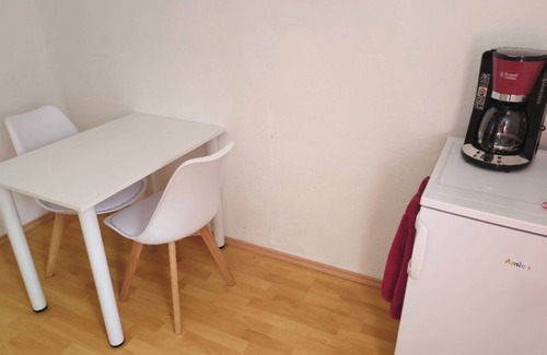Annaberg-Buchholz Apartment | Cozy 2-Bedroom Retreat: Perfect for Families and Pets
