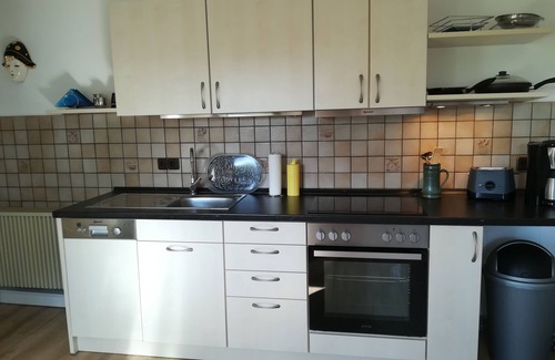 Merkendorf Apartment | Artistic Retreat with Balcony, Kitchen & Top Guest Ratings