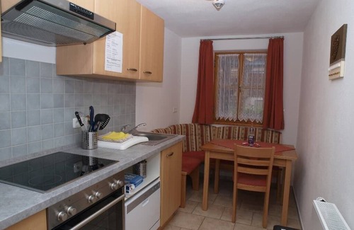 Neualbenreuth Apartment | Cozy Retreat with Scenic Views at Tillenberg Mountain