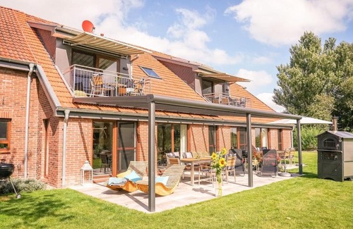 Schwanewede Apartment | Scenic FEWO Morgenröte with Ocean View and Private Beach