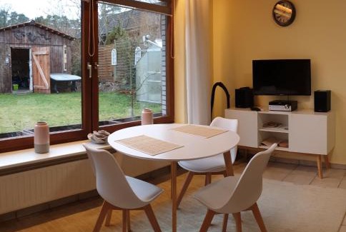 Hanstedt Apartment | Family-Friendly Retreat at FeWo Quast Hanstedt - 8.8/10 Rating