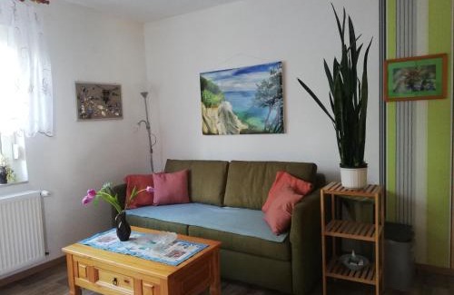 Poseritz Apartment | Pet-Friendly Fewo Rügen Böttger with Oceanfront Views