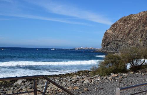 Palm-Mar Apartment | Pet-Friendly Fewo Ray with Ocean View & Family Amenities