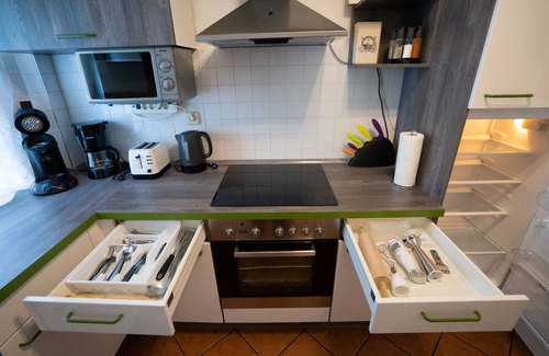 Reutlingen Apartment | Guest Rated: Fewo Reutlingen Metzstrasse with Family-Friendly Amenities