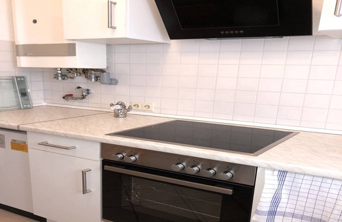 Reutlingen Apartment | Guest Rated: Fewo Reutlingen Metzstrasse with Family-Friendly Amenities