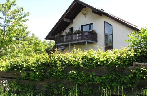 Echthausen Apartment | Pet-Friendly Retreat at Fewo Ruhrblick - Rated 8.4/10