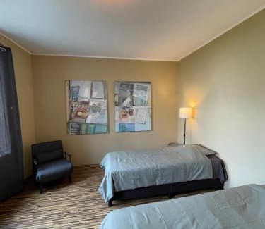 Penkun Apartment | Cozy Escape at FeWo-Schloßstraße - Zum blauen Haus