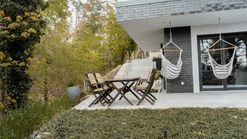 Diensdorf-Radlow Apartment | Discover FeWo-Seefunkeln in Diensdorf by the Lake