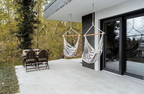 Diensdorf-Radlow Apartment | Discover FeWo-Seefunkeln in Diensdorf by the Lake