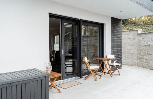 Diensdorf-Radlow Apartment | Discover FeWo-Seefunkeln in Diensdorf by the Lake